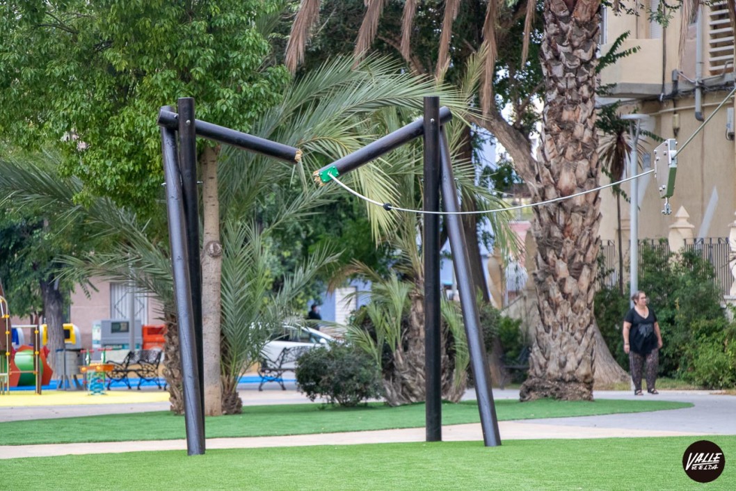 Destrozan la nueva tirolina del parque San Francisco de Sales