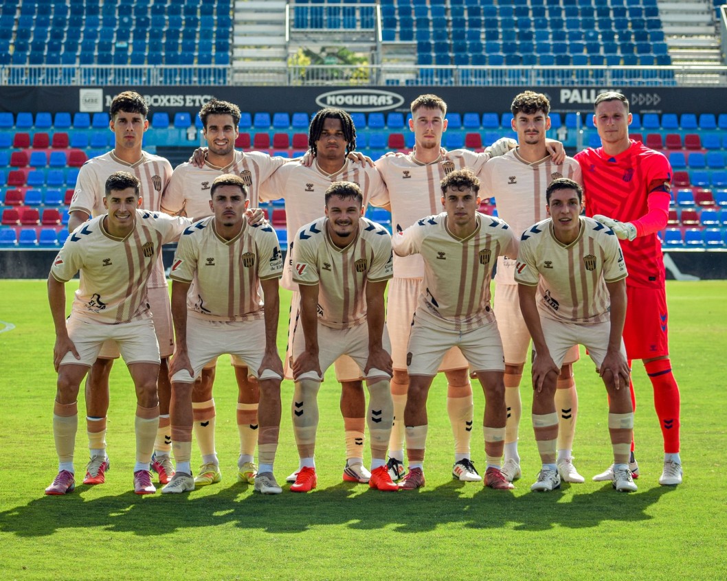 Victoria del Eldense ante el Cartagena para culminar la pretemporada (3-0)