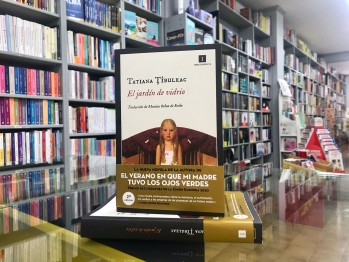 "El jard&iacute;n de vidrio" de Tatiana Tibuleac