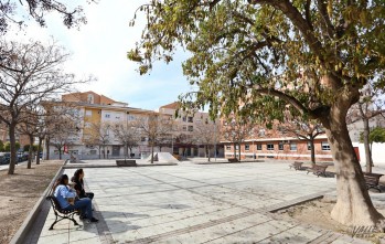 Elda inaugura una plaza dedicada a Te&oacute;filo del Valle, la primera v&iacute;ctima de la Transici&oacute;n, este domingo