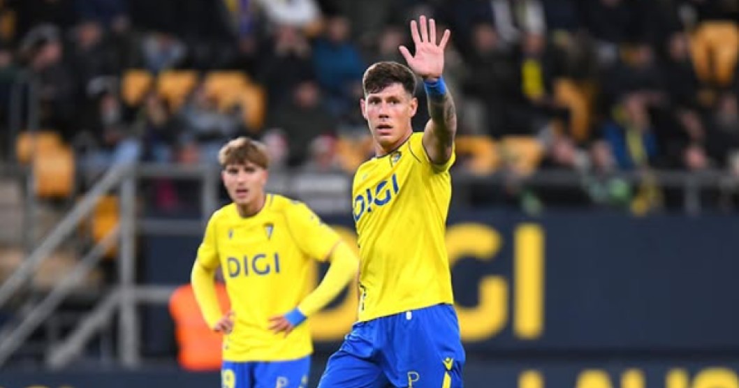 El Eldense incorpora a Iker Recio