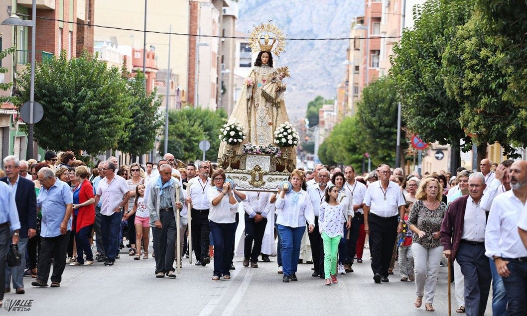 Las fiestas patronales de Petrer arrancan con las romerías en honor a la Virgen del Remedio Las fiestas patronales de Petrer arrancan con las romerías en honor a la Virgen del Remedio