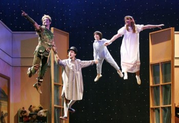Oto&ntilde;o teatral en Villena