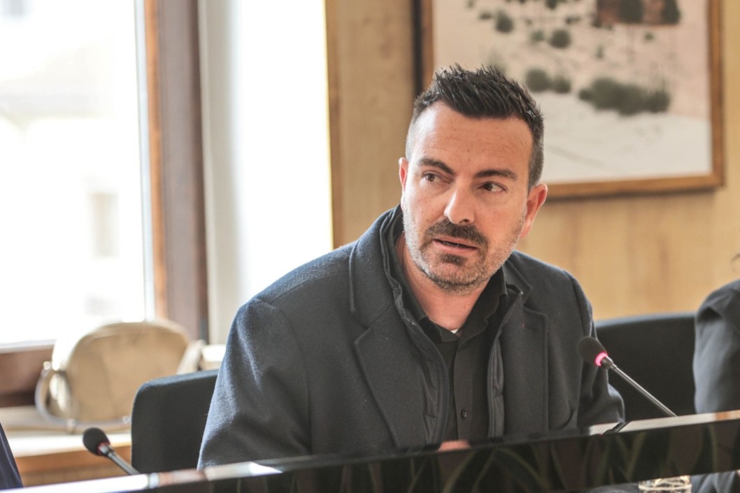 El PSOE de Elda denuncia un recorte del 78% en la subvención del Plan +Cerca para Elda por parte de la Diputación El PSOE de Elda denuncia un recorte del 78% en la subvención del Plan +Cerca para Elda por parte de la Diputación