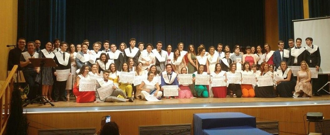 Graduación y éxito en la PAU del IES La Melva Graduación y éxito en la PAU del IES La Melva
