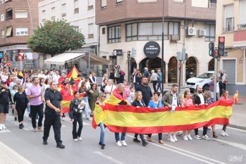 Manifestaci&oacute;n en Elda en protesta por la ausencia de actos el d&iacute;a de la Hispanidad