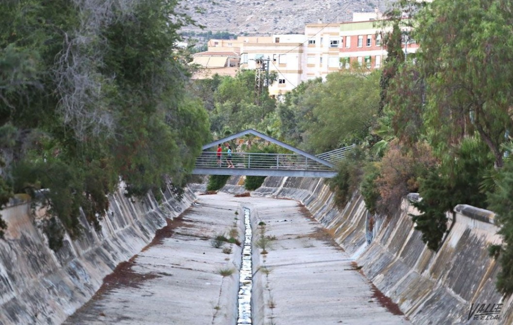 IU propone que el río Vinalopó sea declarado paraje natural municipal para conseguir su recuperación IU propone que el río Vinalopó sea declarado paraje natural municipal para conseguir su recuperación