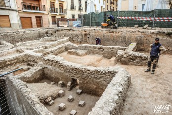 Descubren unas termas del siglo IV en las excavaciones de la Pla&ccedil;a de Baix