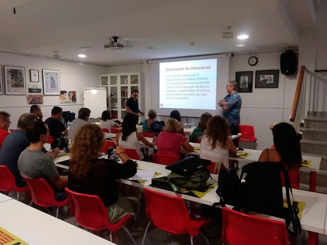 Arranca la 5ª edición de Clickpetrer Otoño Fotográfico con un Curso de Iniciación a la Fotografía Digital Arranca la 5ª edición de Clickpetrer Otoño Fotográfico con un Curso de Iniciación a la Fotografía Digital