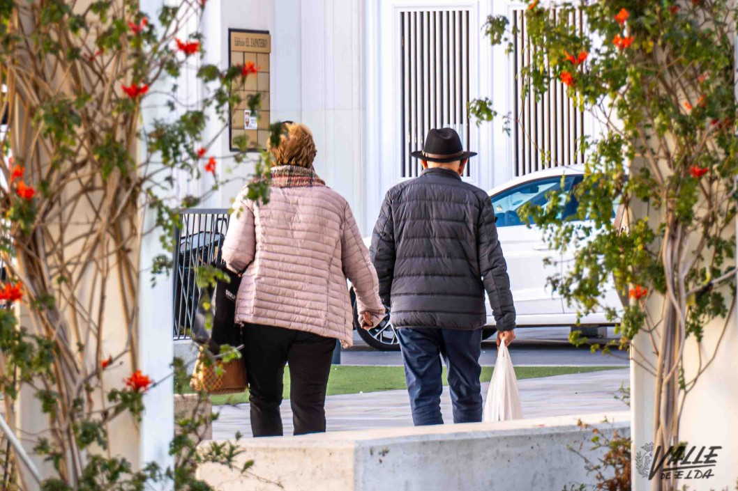 "Elda Acompa&ntilde;a": voluntariado intergeneracional para combatir la soledad no deseada entre los mayores