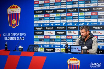 Fernando Est&eacute;vez: "Hemos hecho un partido meritorio ante un gran rival"