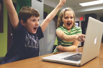 C&oacute;mo educar a los ni&ntilde;os para que utilicen internet de forma responsable 