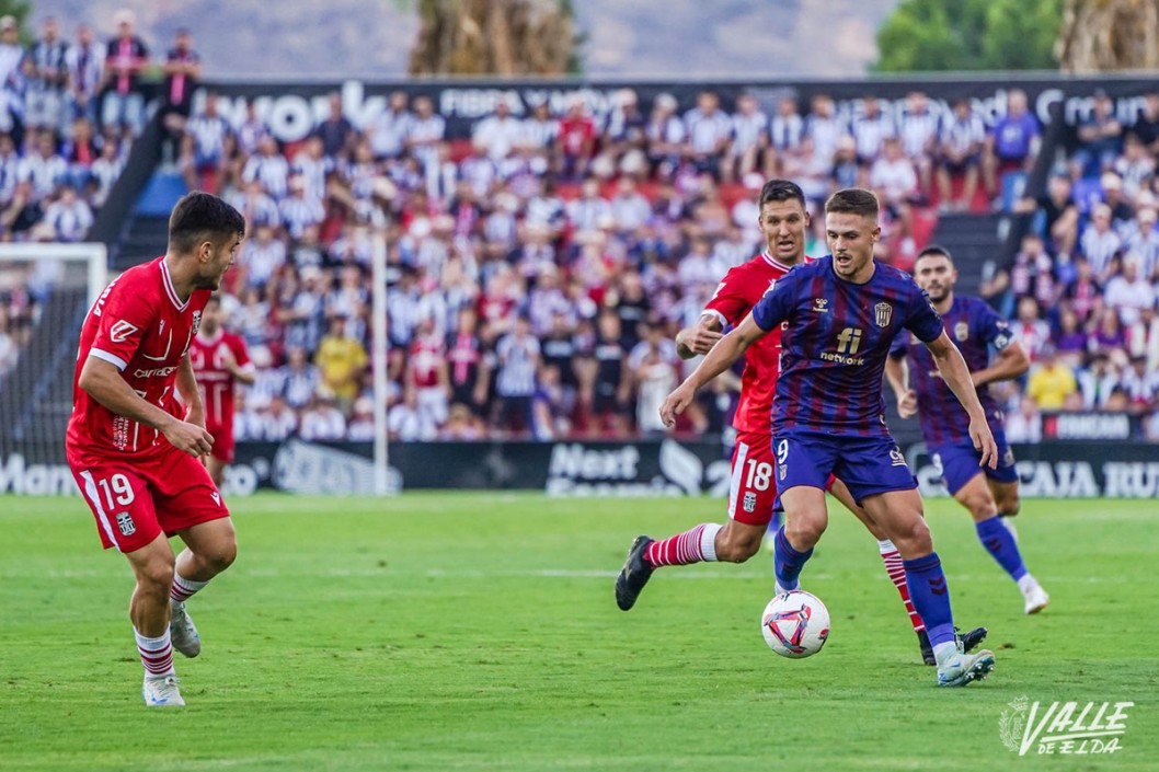 El Eldense jugará en el Grupo 2 la próxima temporada en Primera RFEF El Eldense jugará en el Grupo 2 la próxima temporada en Primera RFEF