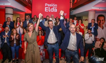 Pilar Alegr&iacute;a en Elda: "El cambio y el futuro lo garantiza Rub&eacute;n Alfaro: proyecta gesti&oacute;n, ganas, seriedad y compromiso"