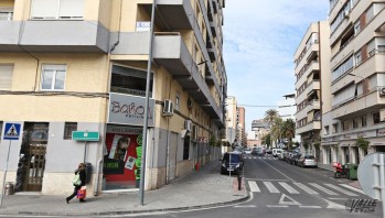 La colaboraci&oacute;n ciudadana permite la detenci&oacute;n de un hombre tras robarle el bolso a una mujer en Elda