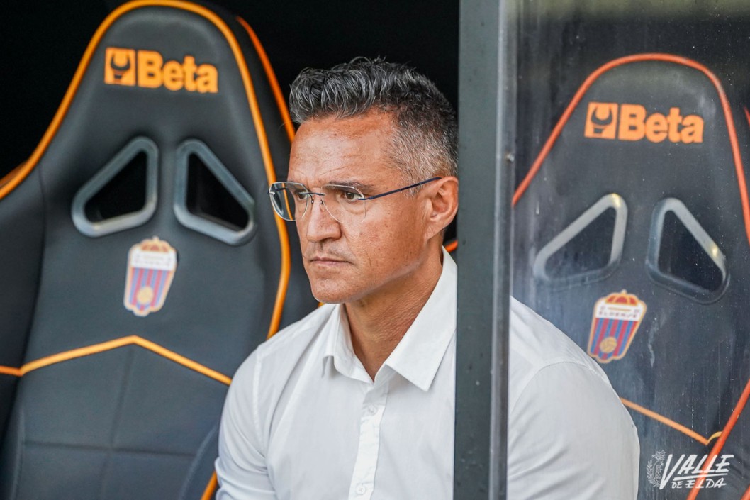 Dani Ponz: "Esta derrota es un castigo bastante duro para los méritos que hemos hecho" Dani Ponz: "Esta derrota es un castigo bastante duro para los méritos que hemos hecho"