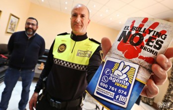 La Polic&iacute;a Local de Elda crea la primera unidad Agente Tutor contra el bullying de la provincia