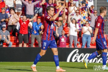Juanto Ortu&ntilde;o renueva con el Eldense por dos temporadas
