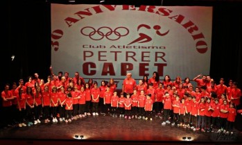 El Club de Atletismo Capet de Petrer celebra su 30 aniversario con una gala en el Teatro Cervantes