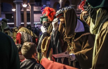 Tarde m&aacute;gica con la visita del Paje Real a Elda