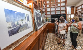 La Tertulia inaugura la exposici&oacute;n de Miguel &Aacute;ngel Esteve con gran &eacute;xito