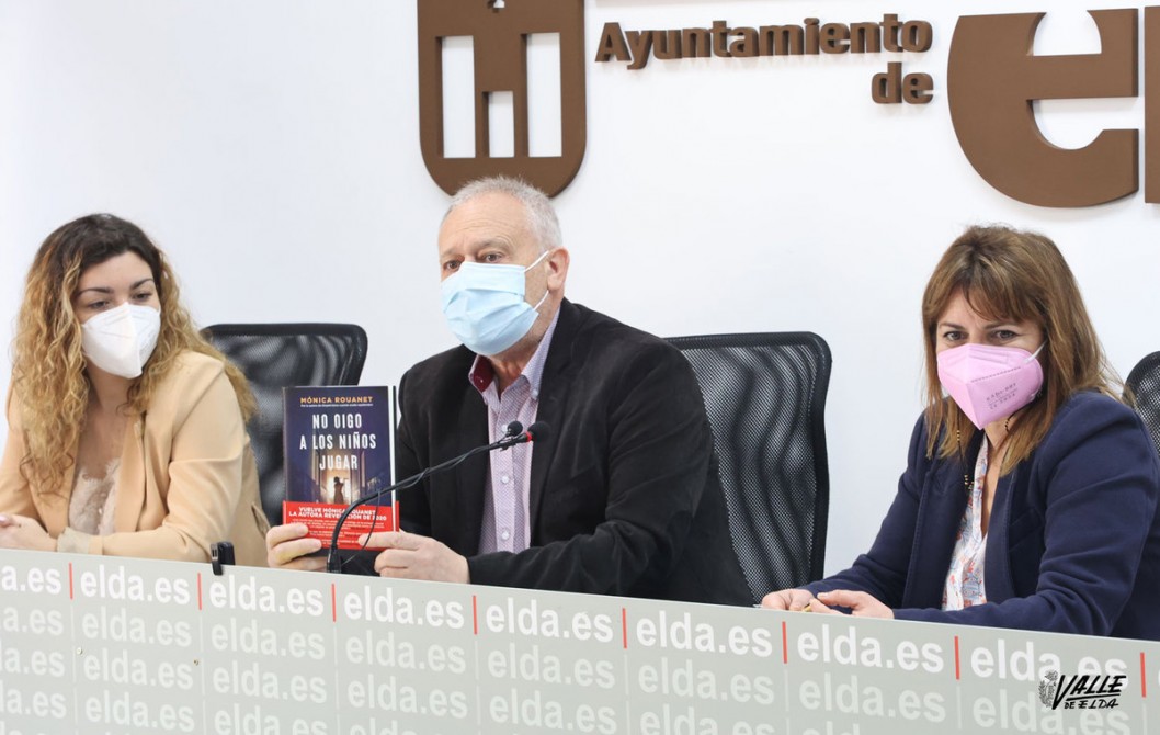 Elia Barceló participa en el 1º ciclo de Presentaciones Literarias Primavera 2021 Elia Barceló participa en el 1º ciclo de Presentaciones Literarias Primavera 2021