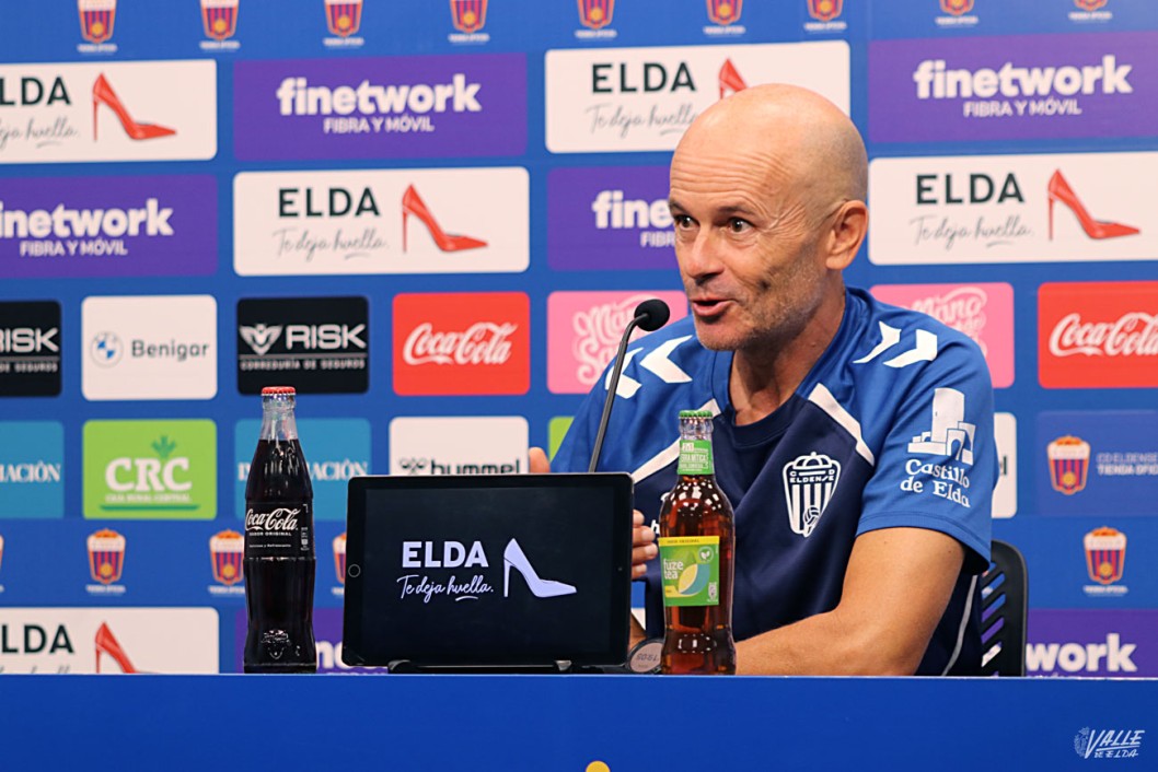 Javi Cabello: "Si queremos ganar al N&aacute;stic tenemos que hacer un partido muy completo"
