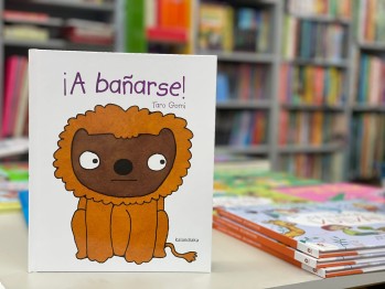 "&iexcl;A ba&ntilde;arse!" De Taro Gomi