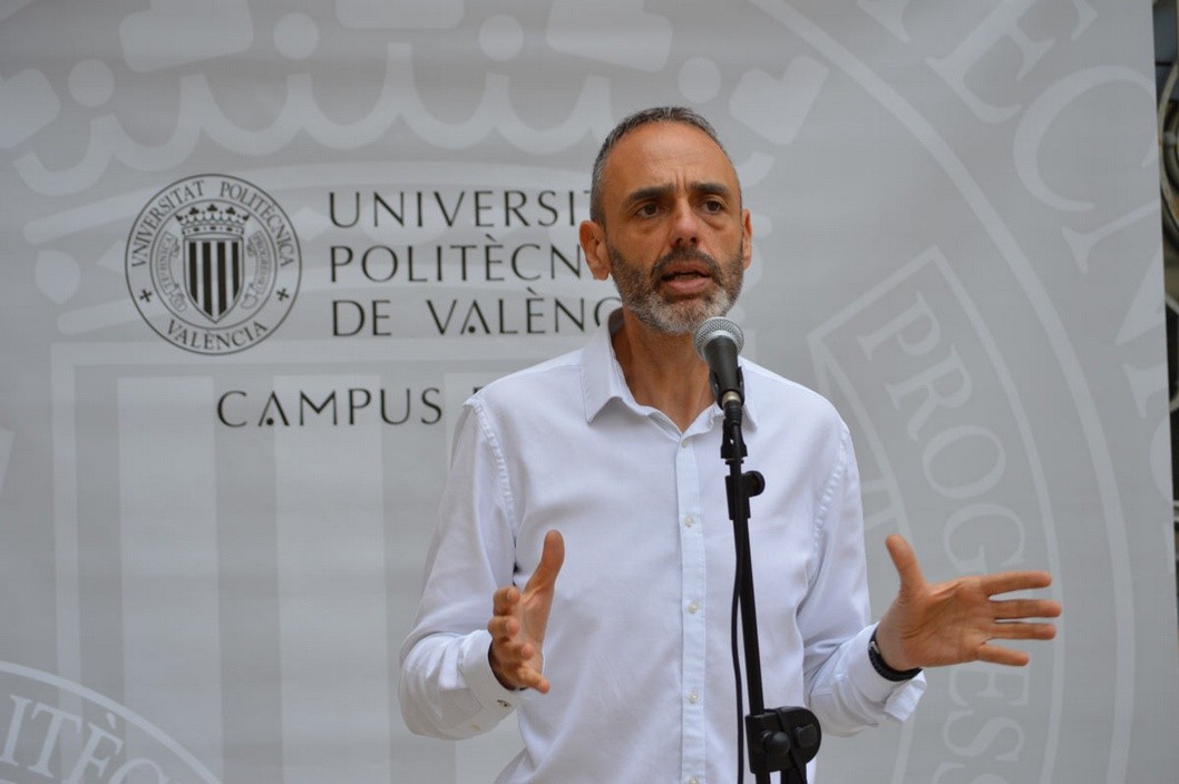 Juan Ignacio Torregrosa, director del Campus de Alcoy de la UPV: "Vamos a centrarnos en dar la máxima presencialidad a los estudiantes de primer curso" Juan Ignacio Torregrosa, director del Campus de Alcoy de la UPV: "Vamos a centrarnos en dar la máxima presencialidad a los estudiantes de primer curso"