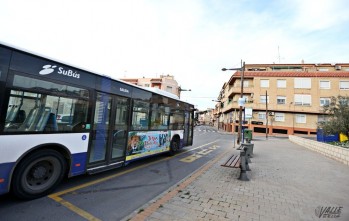 El transporte a la UA se ampl&iacute;a con una parada en la Avenida Salinetas de Petrer