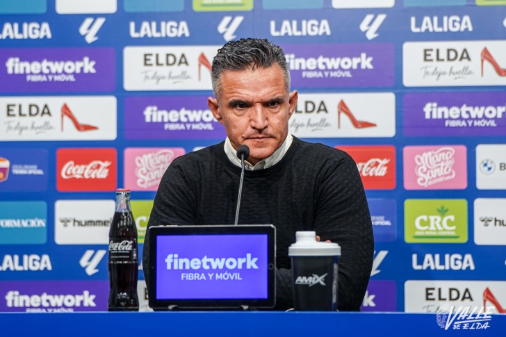 Dani Ponz: &ldquo;Lucharemos por ser brillantes para ganar al Elche, que est&aacute; sometiendo a todos sus rivales&rdquo;