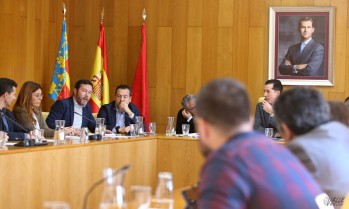 El PP pide a Alfaro que "defienda los ahorros de los ayuntamientos" frente al gobierno