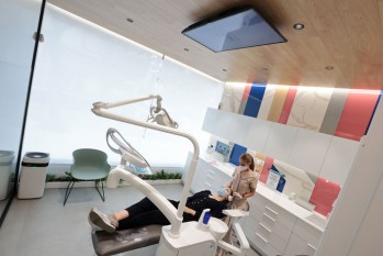 Disfruta la visita al dentista  confiando en Cl&iacute;nica Co.misura