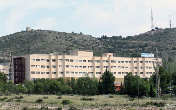 El Hospital de Elda registra nueve positivos y un fallecido por COVID-19
