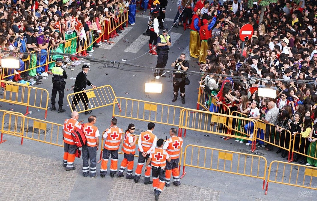 Cruz Roja duplica en Moros y Cristianos el número de atenciones respecto a 2015 Cruz Roja duplica en Moros y Cristianos el número de atenciones respecto a 2015