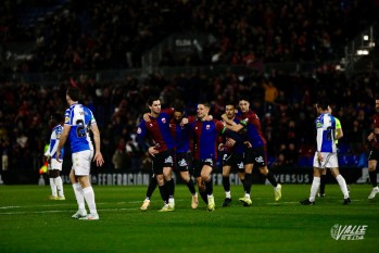 Doblete de Nacho Quintana ante el l&iacute;der para que Elda vuelva a so&ntilde;ar (2-1)
