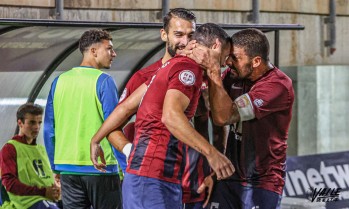 El Eldense vuelve a vestir de azulgrana y consigue su primera victoria (3-1)