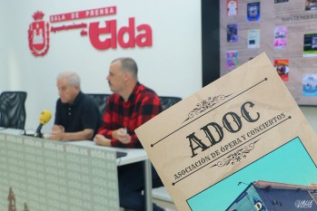 Cantar alla viola y tributo a "Las Guerreras K-Pop" en ADOC