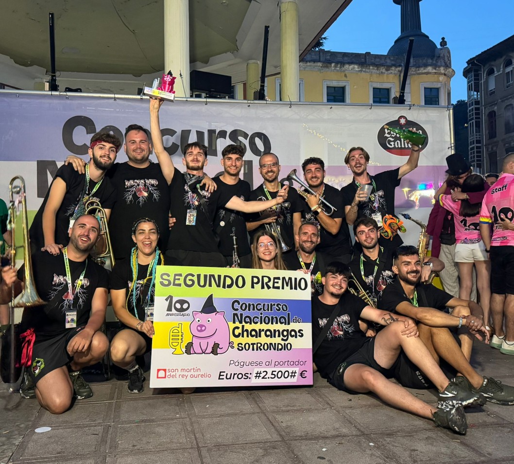 Baloo's Band consigue el segundo puesto en el Campeonato Nacional de Charangas en Sotrondio Baloo's Band consigue el segundo puesto en el Campeonato Nacional de Charangas en Sotrondio