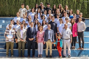 El eurodiputado Dom&egrave;nec Ruiz participa en la celebraci&oacute;n del D&iacute;a de Europa del Colegio Sagrada Familia