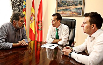 El IES Valle de Elda ampl&iacute;a su oferta de FP con una l&iacute;nea de Atenci&oacute;n a personas con dependencia