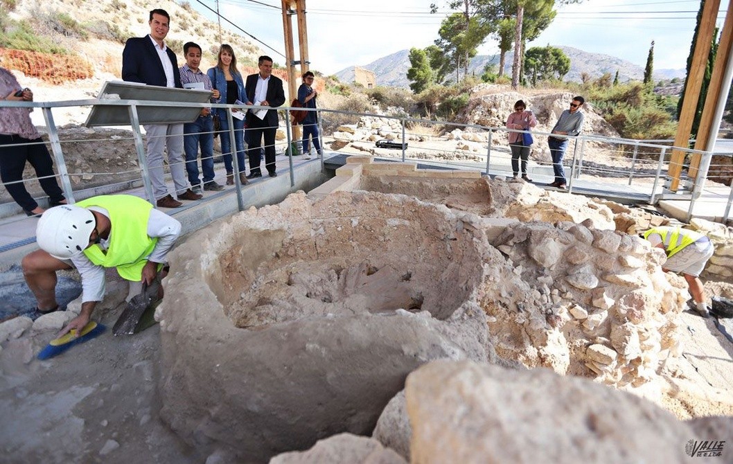 Más de 1.300 personas visitan El Monastil durante el año 2016 Más de 1.300 personas visitan El Monastil durante el año 2016