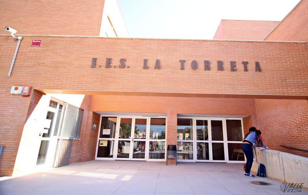 El IES La Torreta busca concienciar ante la Violencia de Género El IES La Torreta busca concienciar ante la Violencia de Género