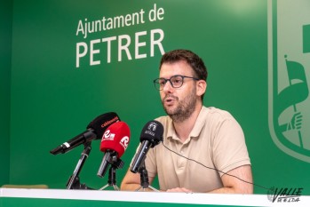 El PSOE de Petrer presenta una moci&oacute;n para frenar la instalaci&oacute;n de torres de alta tensi&oacute;n en la Sierra del Caballo