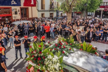 Multitudinaria despedida a Jos&eacute; Mar&iacute;a Bernab&eacute;u en Petrer
