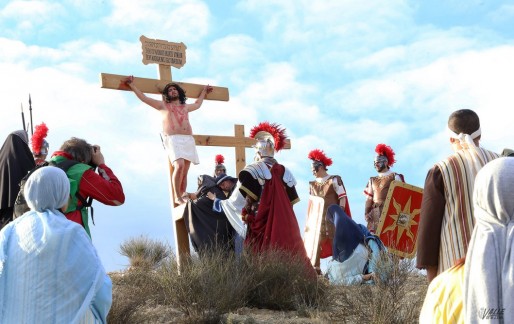Elda recrea con gran realismo las &uacute;ltimas horas de Jesucristo con el V&iacute;a Crucis Viviente
