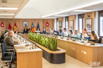 El Ayuntamiento renueva el patrocinio del CD Eldense con 660.000 euros