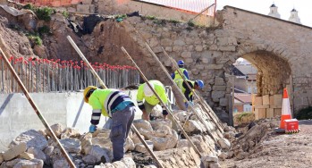 El Ayuntamiento licita las obras de la puerta del Castillo de Elda por m&aacute;s de 60.000 euros