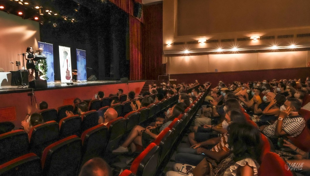 El Festival Internacional de Guitarra de Petrer ofrece un concierto extraordinario por sus 25 años El Festival Internacional de Guitarra de Petrer ofrece un concierto extraordinario por sus 25 años
