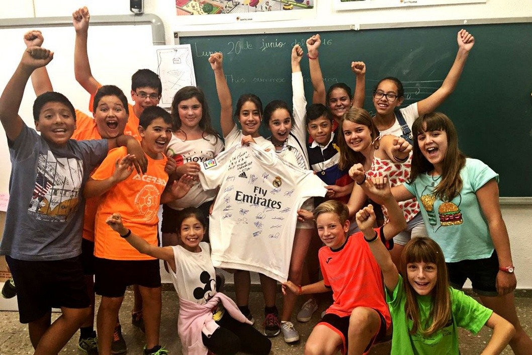 Los alumnos de 6º del Colegio Miguel Hernández ganan el "Reto del Bernabéu" del Real Madrid Los alumnos de 6º del Colegio Miguel Hernández ganan el "Reto del Bernabéu" del Real Madrid
